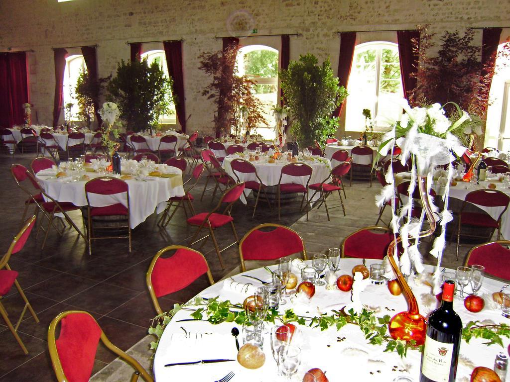 Domaine Des Chais Thénac Zewnętrze zdjęcie
