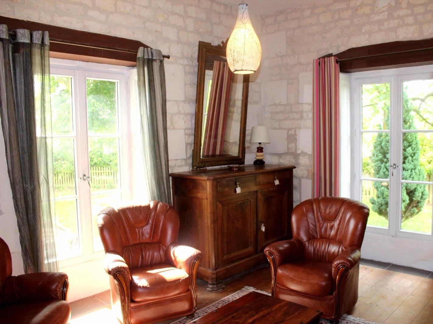 Domaine Des Chais Thénac Zewnętrze zdjęcie